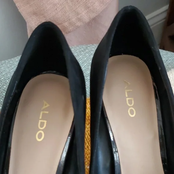 Aldo black heels with an 80's vibe - Picture 4 of 7